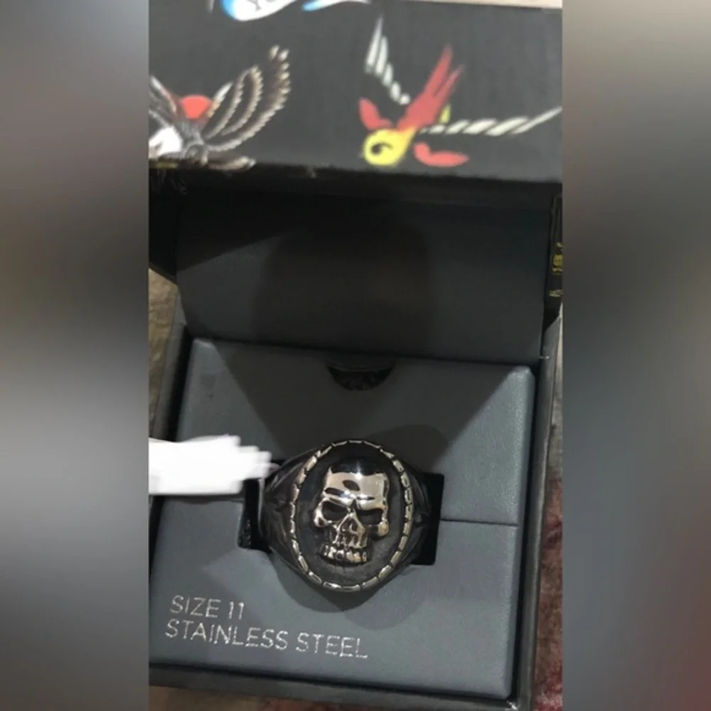 Ed Hardy Men's Skull Head silver‎ gunmetal Statement Ring size 11 NEW in box